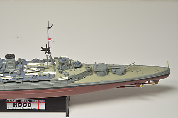 Модель корабля в масштабе 1:700