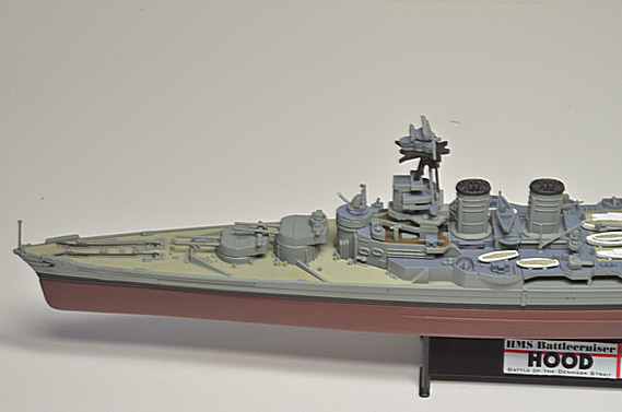 Модель корабля в масштабе 1:700