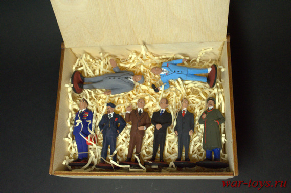 Набор оловянных солдатиков 54 мм в подарочной коробке 8 шт