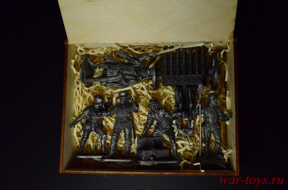 Набор оловянных солдатиков 54 мм в подарочной коробке 6 шт